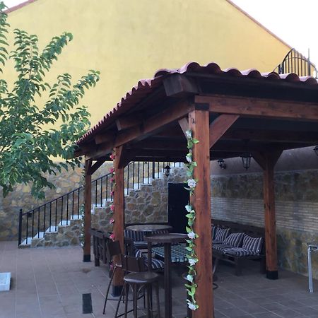 Apartamentos "Casa Rural De Aldea" Aldea del Fresno Εξωτερικό φωτογραφία