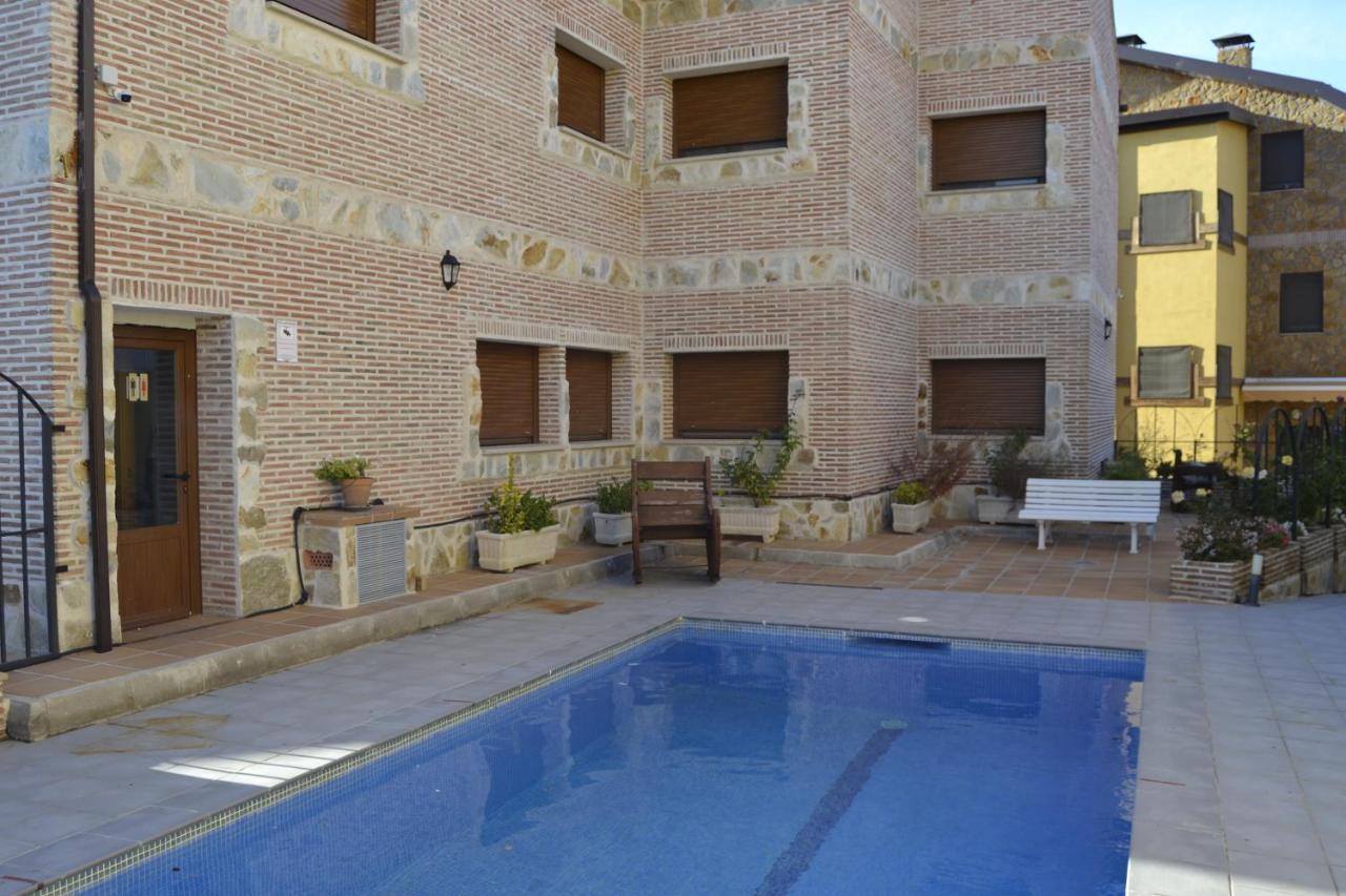 Apartamentos "Casa Rural De Aldea" Aldea del Fresno Εξωτερικό φωτογραφία