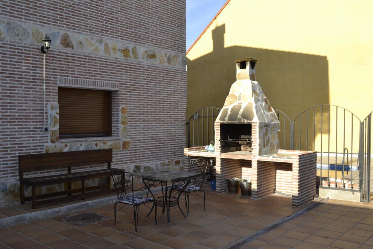 Apartamentos "Casa Rural De Aldea" Aldea del Fresno Εξωτερικό φωτογραφία