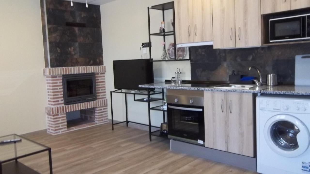 Apartamentos "Casa Rural De Aldea" Aldea del Fresno Εξωτερικό φωτογραφία