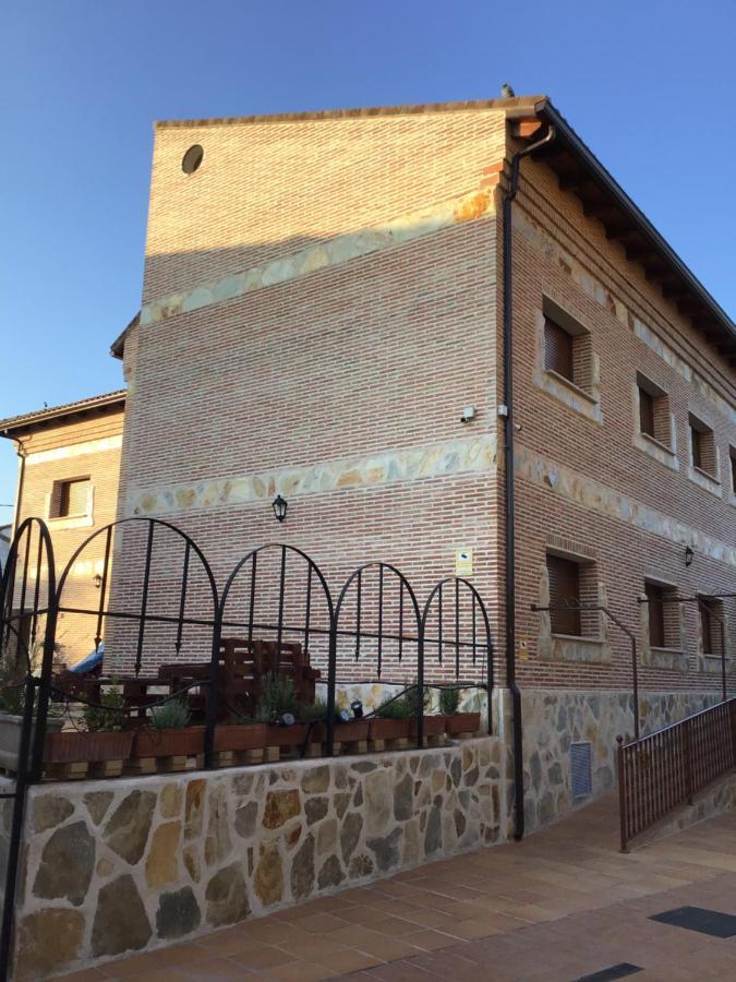 Apartamentos "Casa Rural De Aldea" Aldea del Fresno Εξωτερικό φωτογραφία