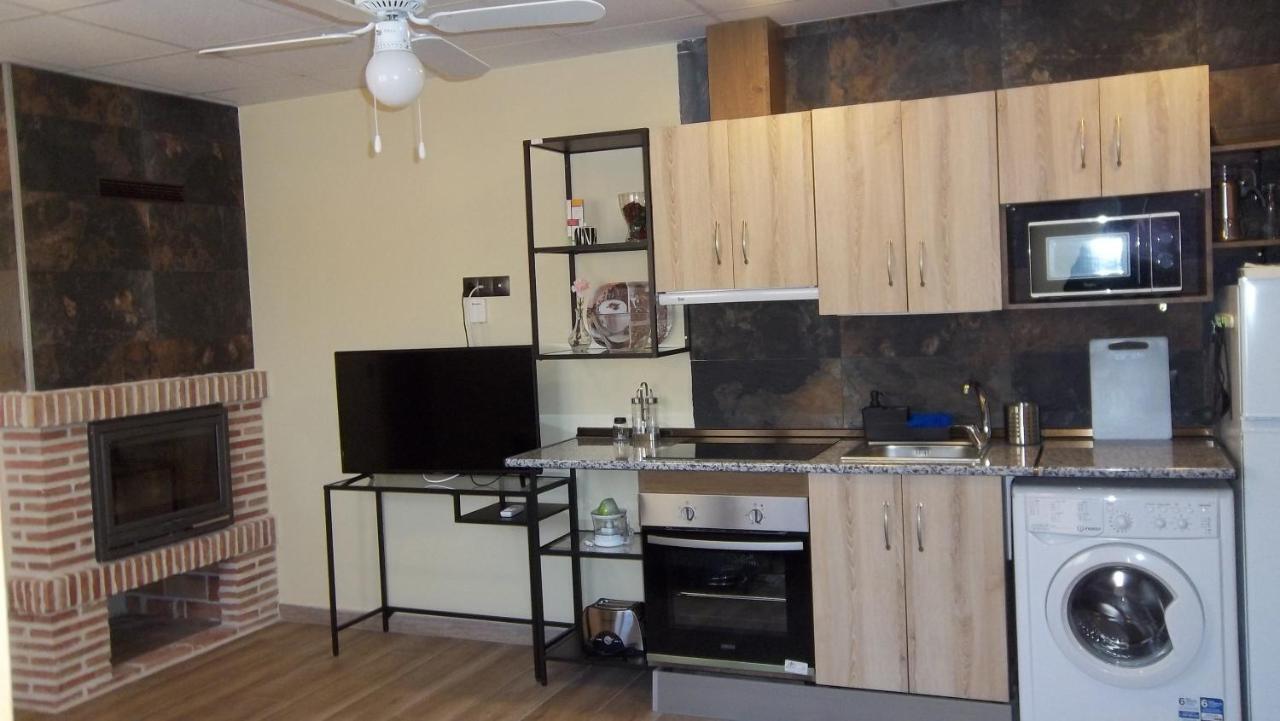 Apartamentos "Casa Rural De Aldea" Aldea del Fresno Εξωτερικό φωτογραφία